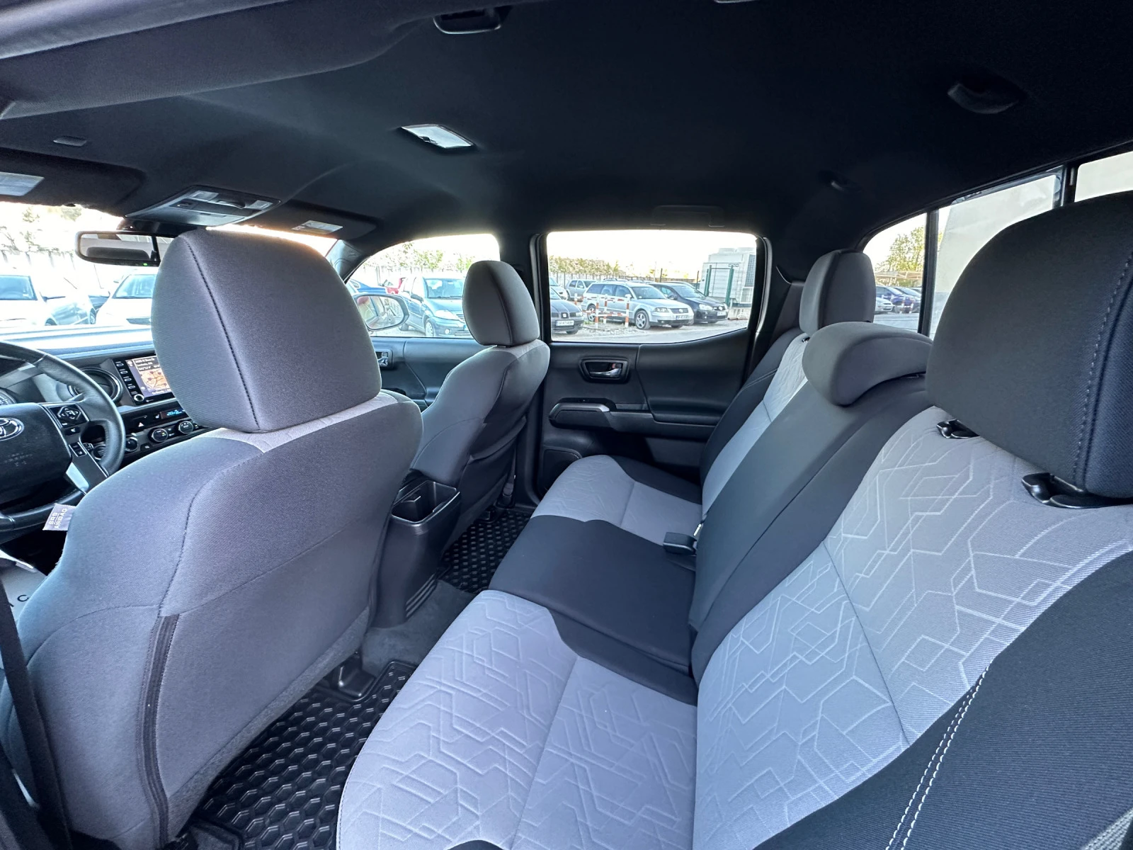 Toyota Tacoma DOUBLE CAP - 3.5D-4S  V6 -  | Mobile.bg   13