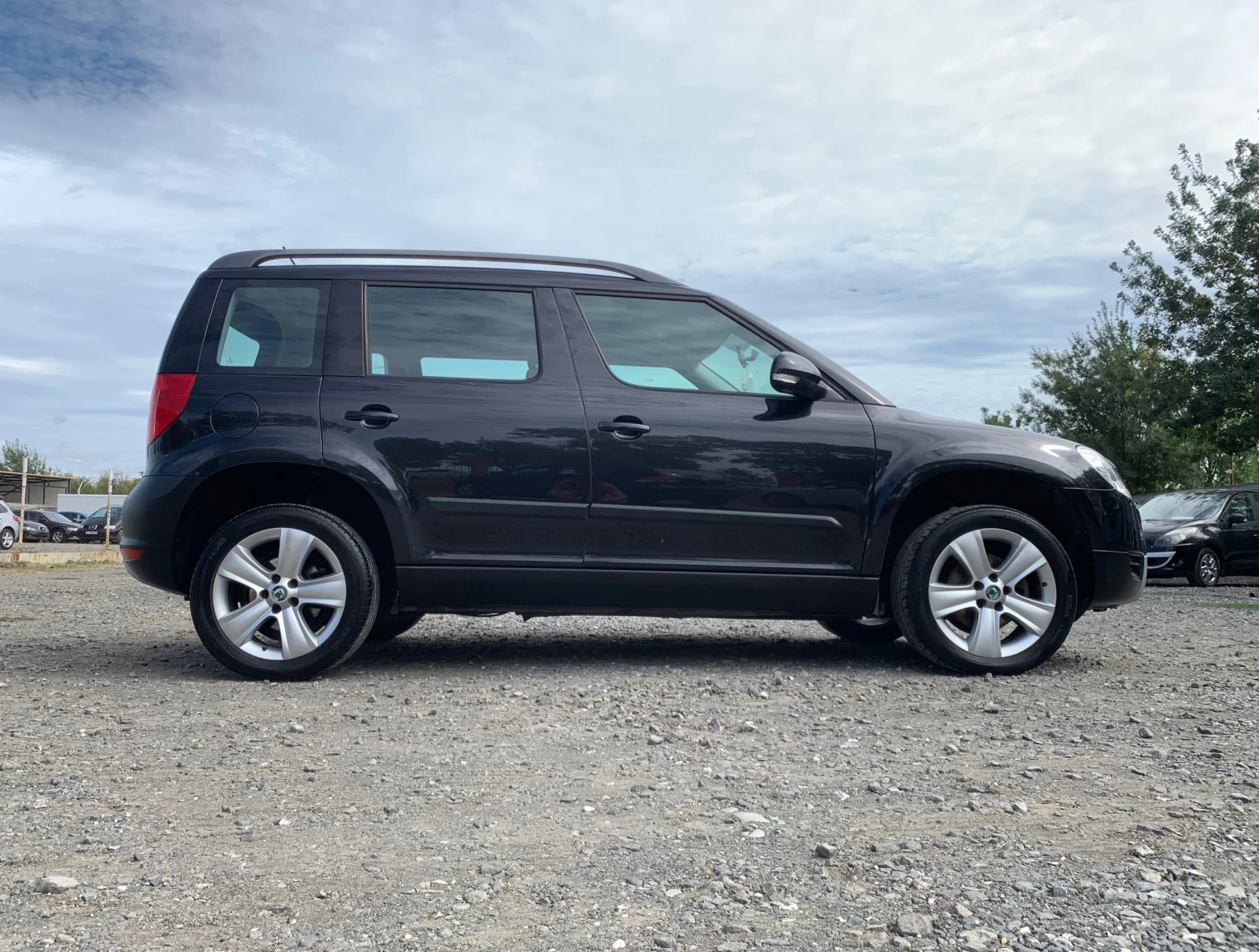 Skoda Yeti 1.8Turbo (160к.с)БЕНЗИН 4x4 EURO 5A - изображение 4