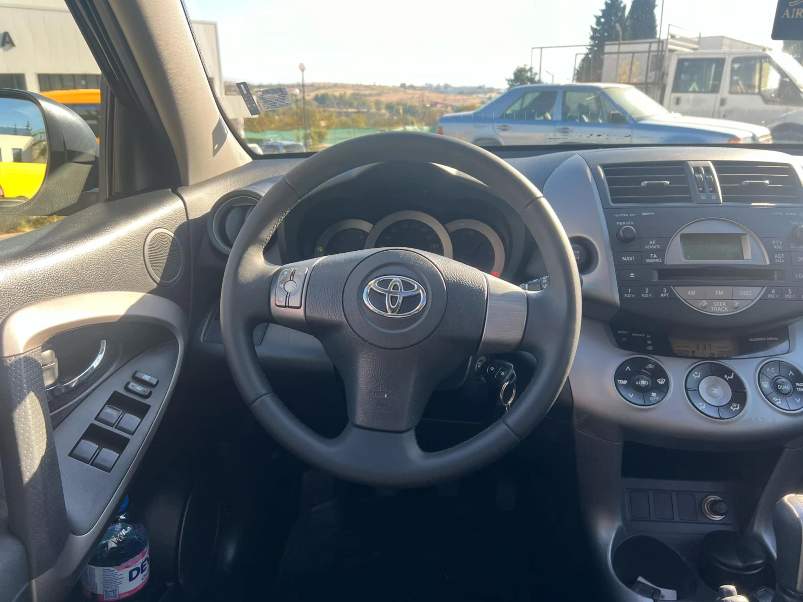 Toyota Rav4 2.0VVTi - изображение 8