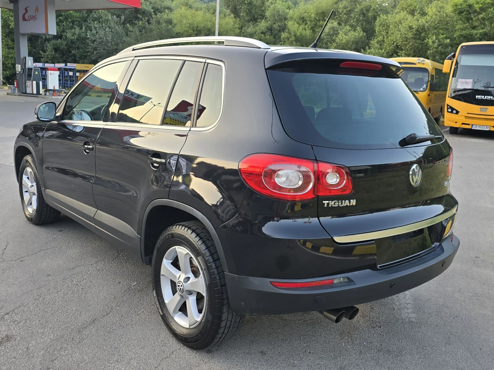 VW Tiguan 100% реални километри колата неразличима от нова - изображение 6
