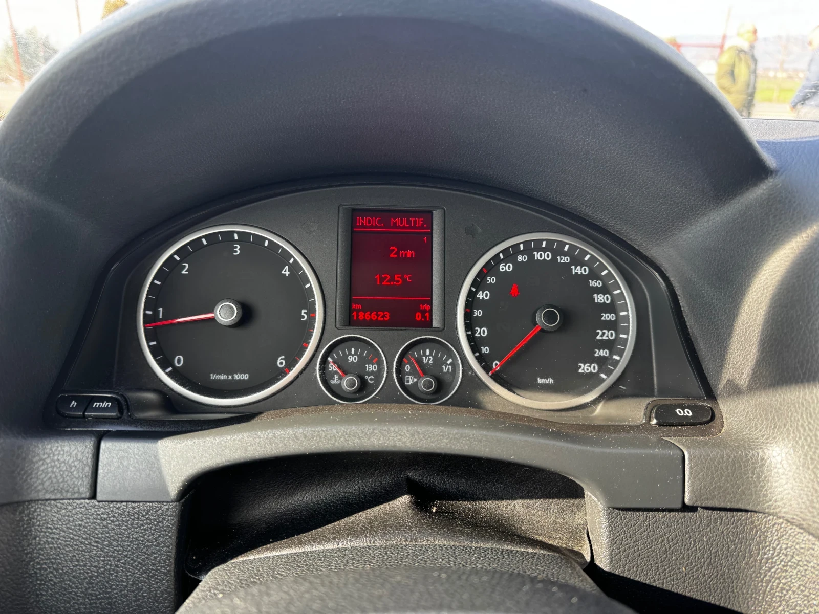 VW Tiguan 2.0tdi 4x4 Navi | Mobile.bg � ����������� 12