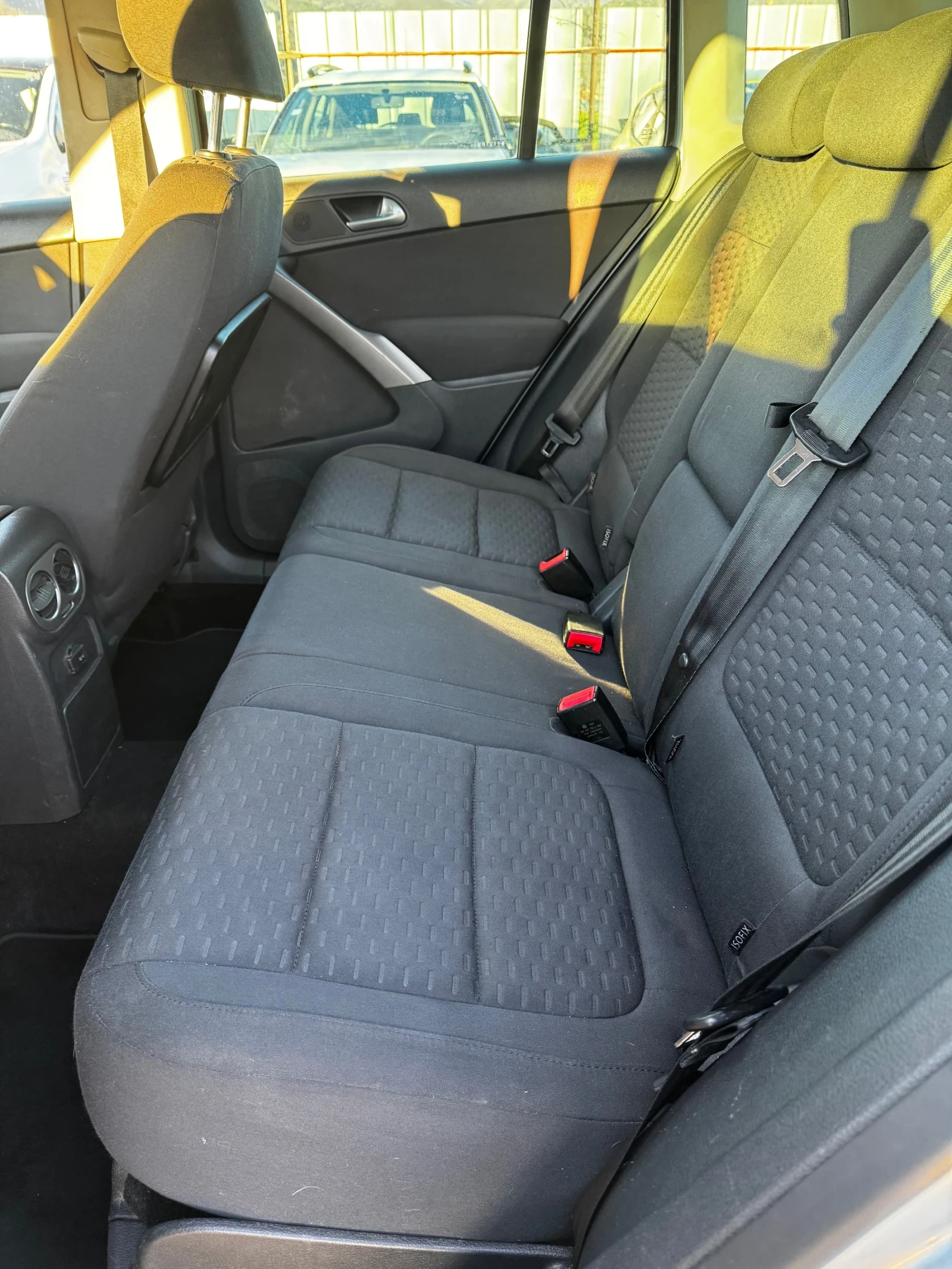 VW Tiguan 2.0tdi 4x4 Navi | Mobile.bg � ����������� 9