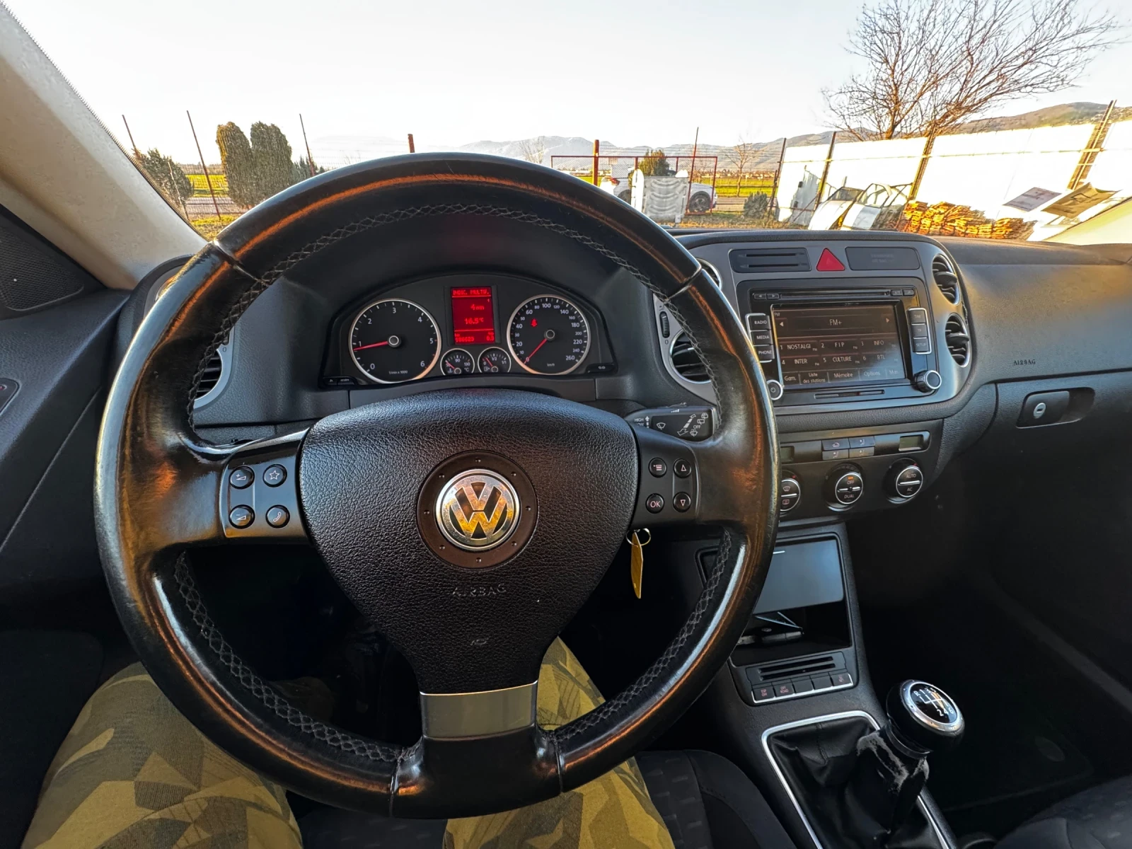VW Tiguan 2.0tdi 4x4 Navi | Mobile.bg � ����������� 10