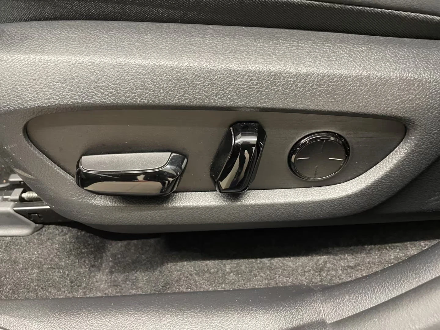 Lexus NX 450 LUXURY/309HP/M.LEVINSON/360/HUD/MEMO/DIGI/LED/746g | Mobile.bg � ����������� 14