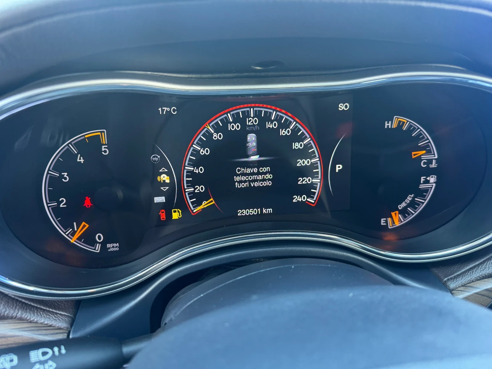 Jeep Grand cherokee 3.0D OVERLAND , снимка 7 - Автомобили и джипове - 54437048