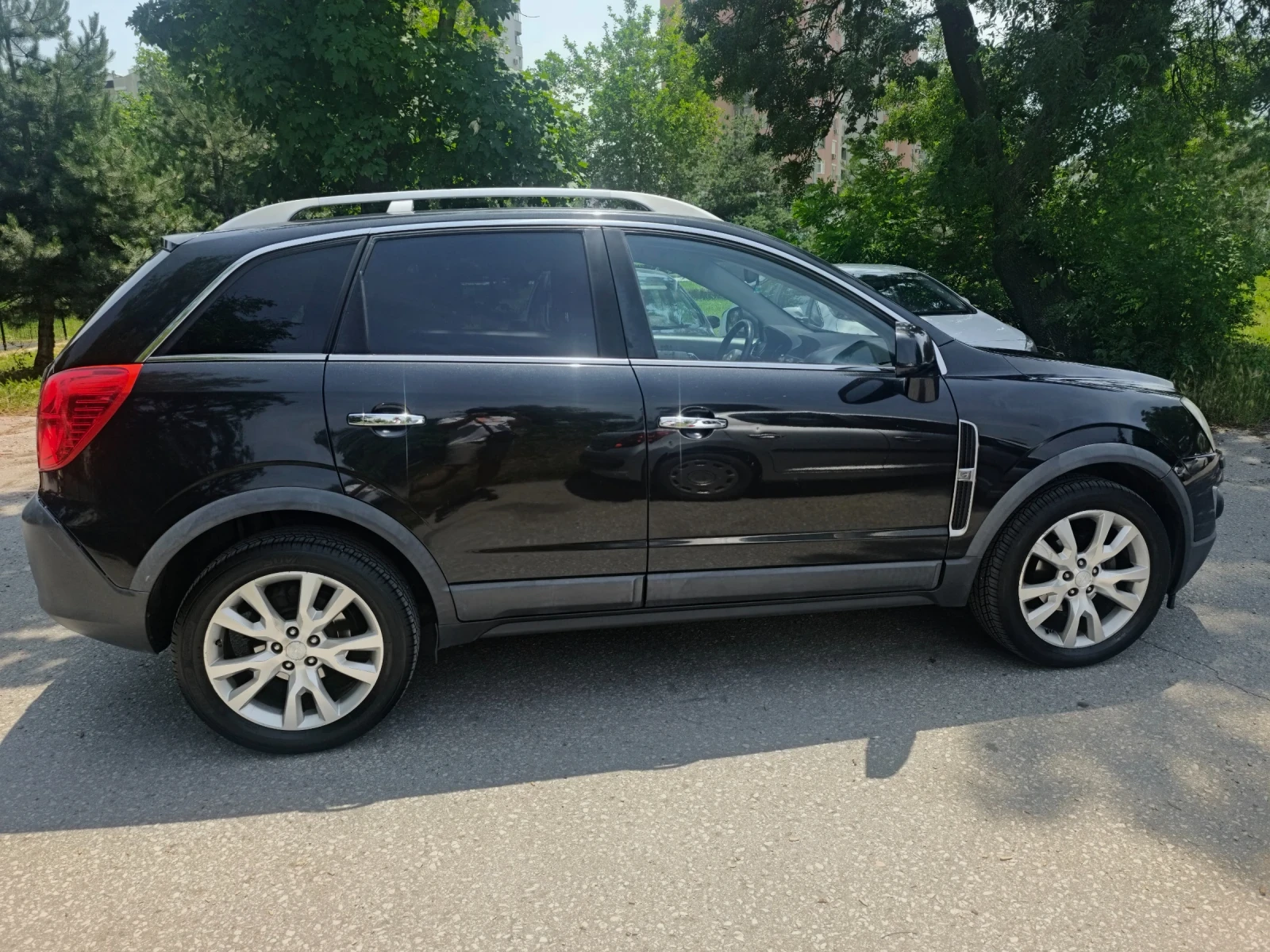 Opel Antara, снимка 8 - Автомобили и джипове - 54808884