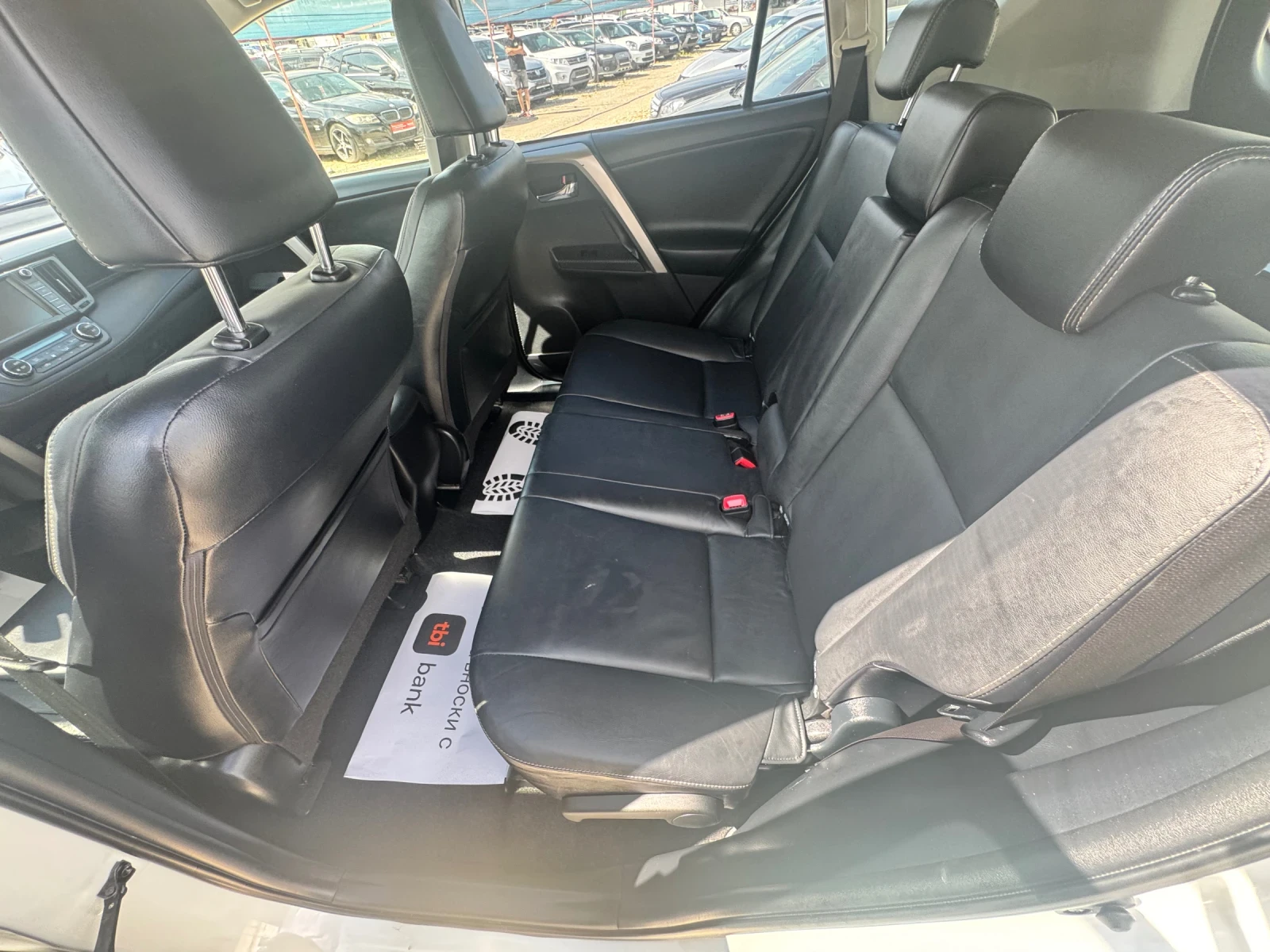 Toyota Rav4 4x4 Benzin , снимка 11 - Автомобили и джипове - 54945080