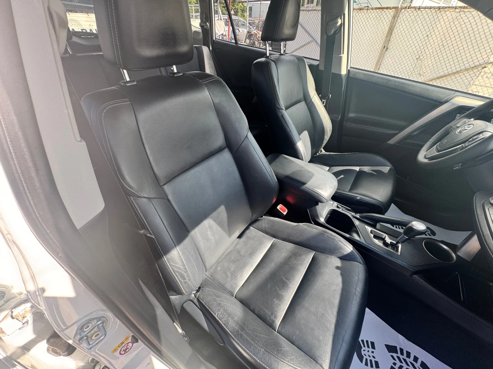 Toyota Rav4 4x4 Benzin , снимка 14 - Автомобили и джипове - 54945080