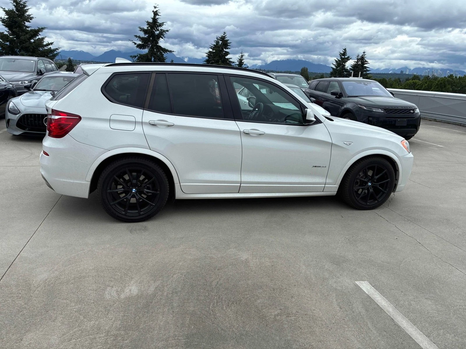 BMW X3 35I ЦЕНА ДО БЪЛГАРИЯ РЕГИСТРАЦИЯ & АВТОКРЕДИТ, снимка 4 - Автомобили и джипове - 55579809