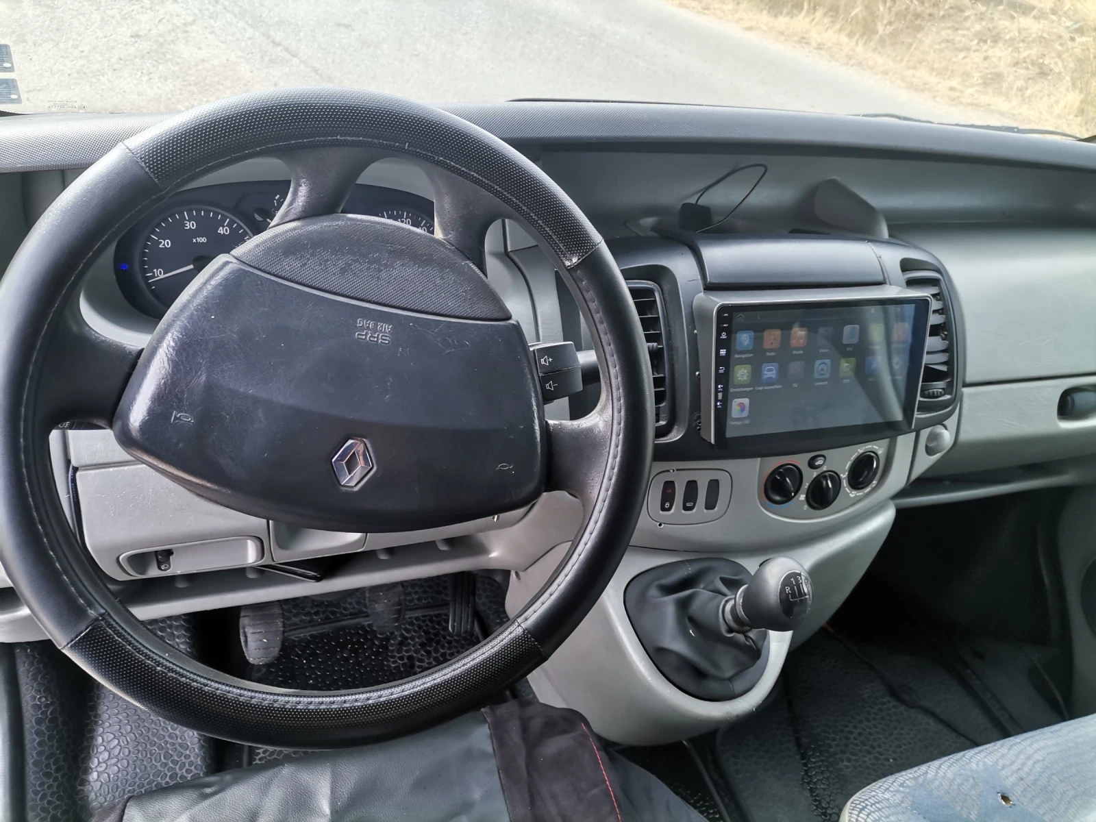 Renault Trafic, снимка 7 - Бусове и автобуси - 56448330
