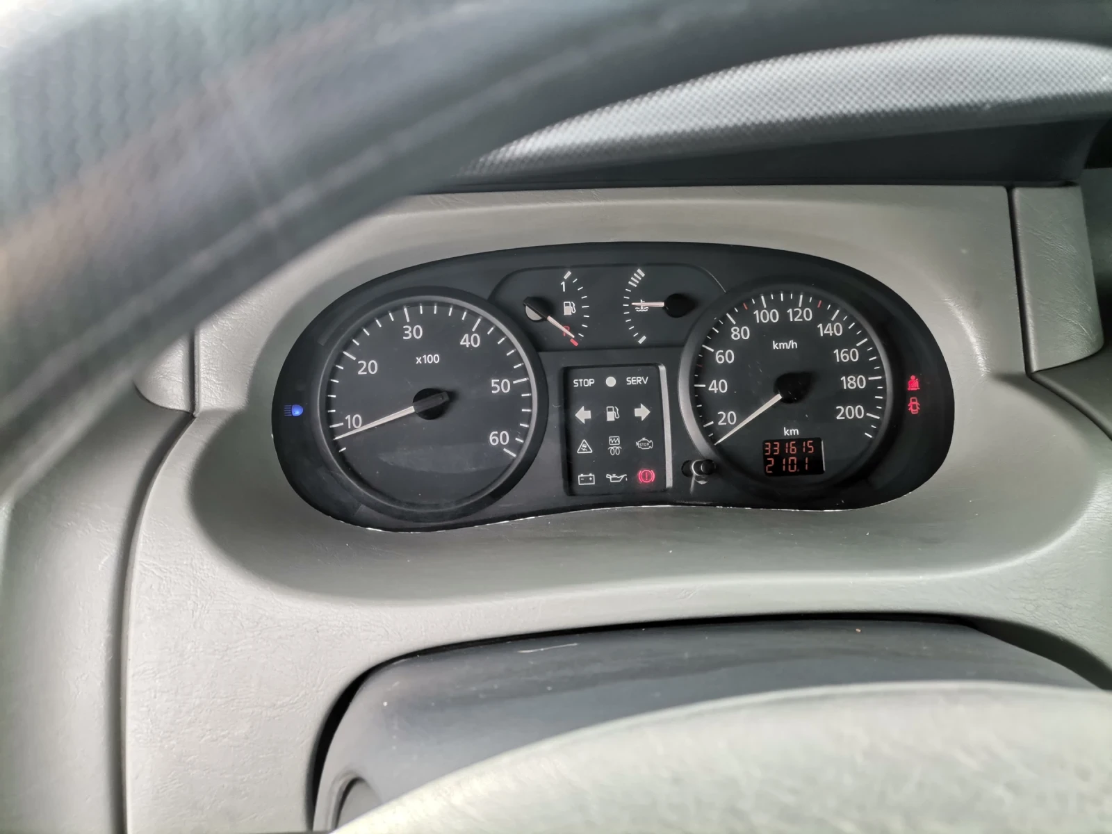 Renault Trafic, снимка 9 - Бусове и автобуси - 56448330