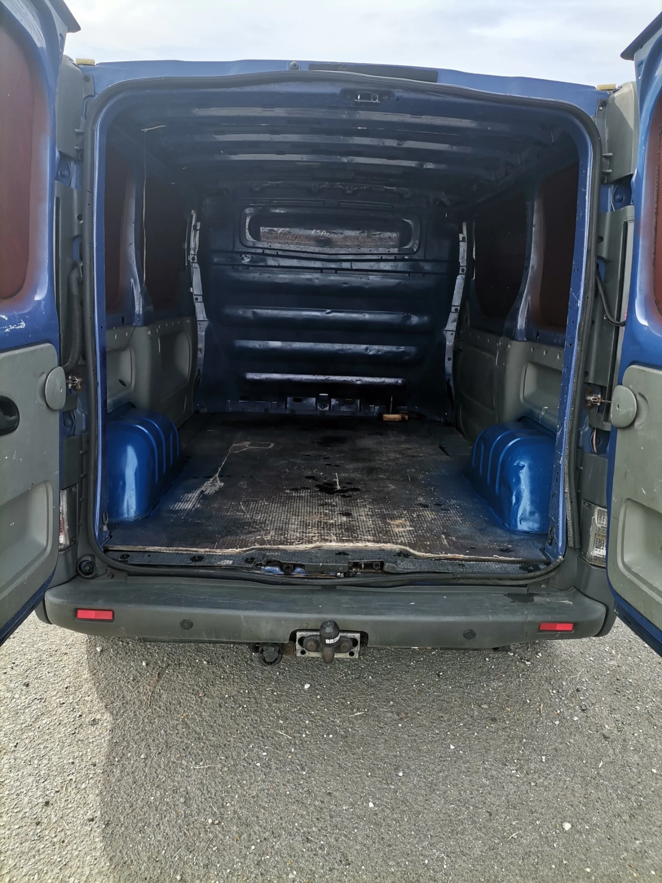 Renault Trafic, снимка 12 - Бусове и автобуси - 56448330