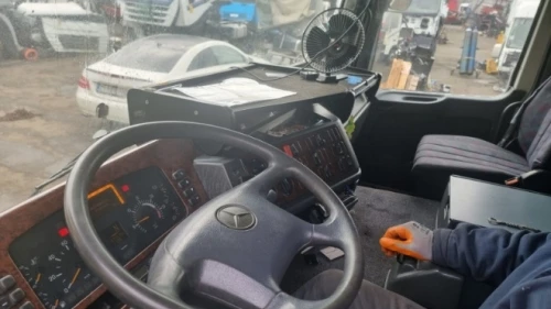 Mercedes-Benz Actros АВТОВОЗ - изображение 6