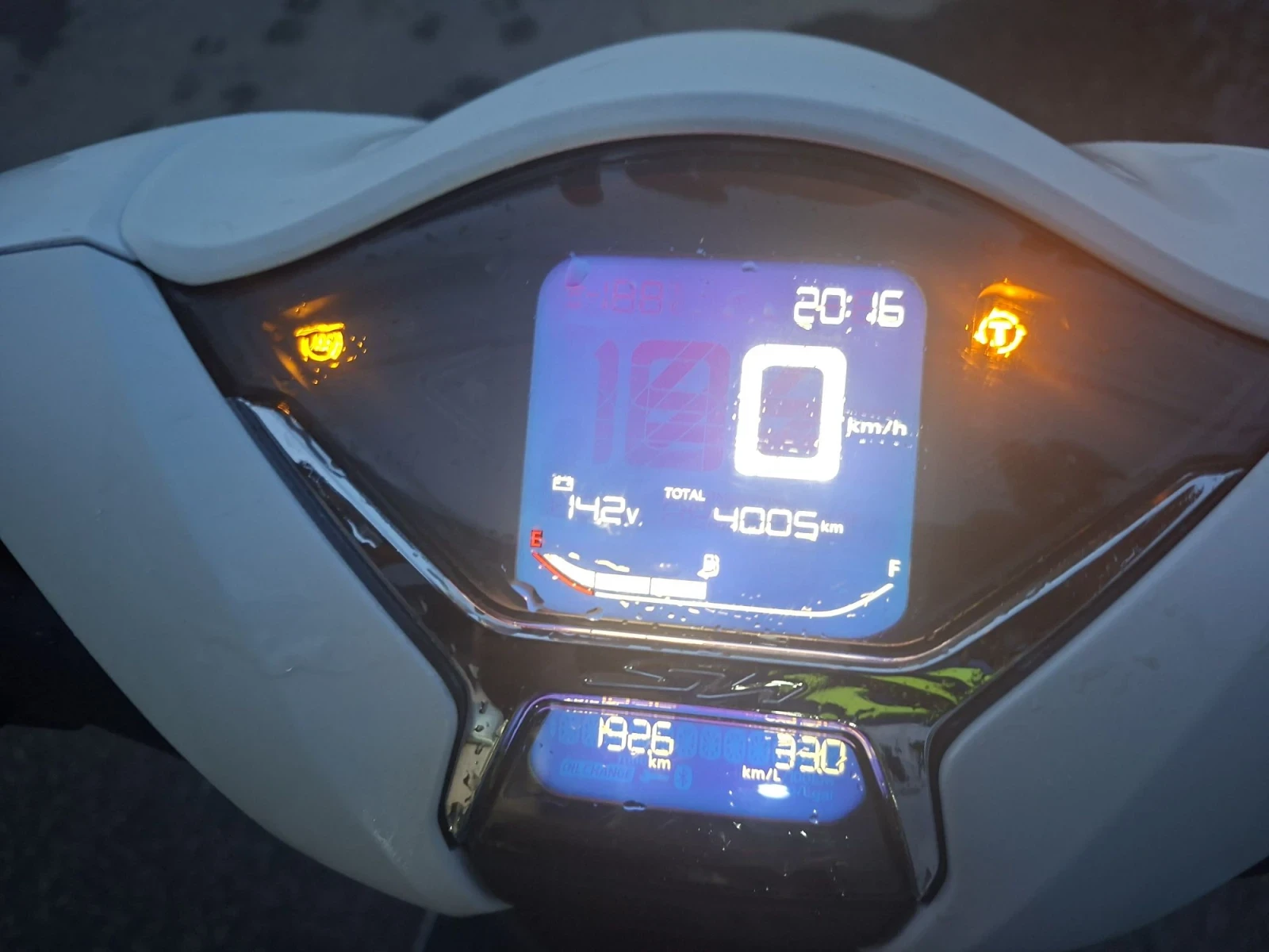 Honda Sh Keyless, LED, Start-Stop, ABS, White matt, УНИКАТ, снимка 6 - Мотоциклети и мототехника - 55879078