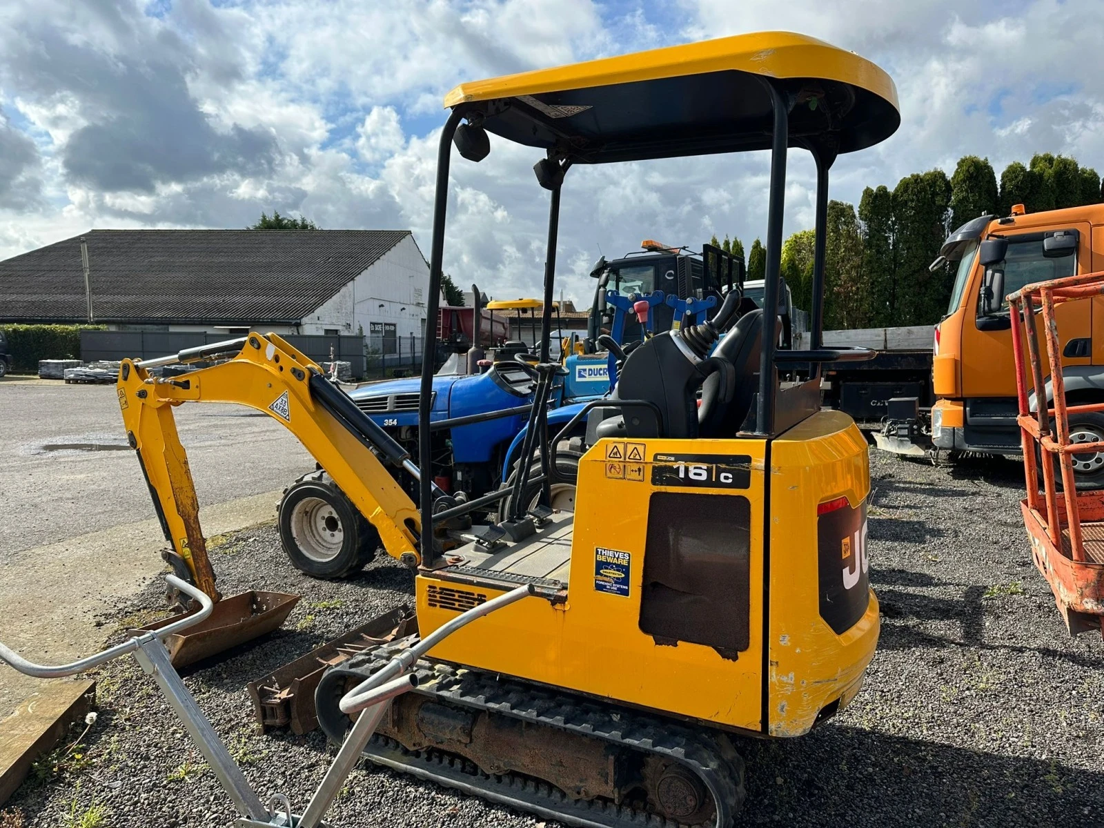 Багер JCB 16 C - 1 - изображение 4