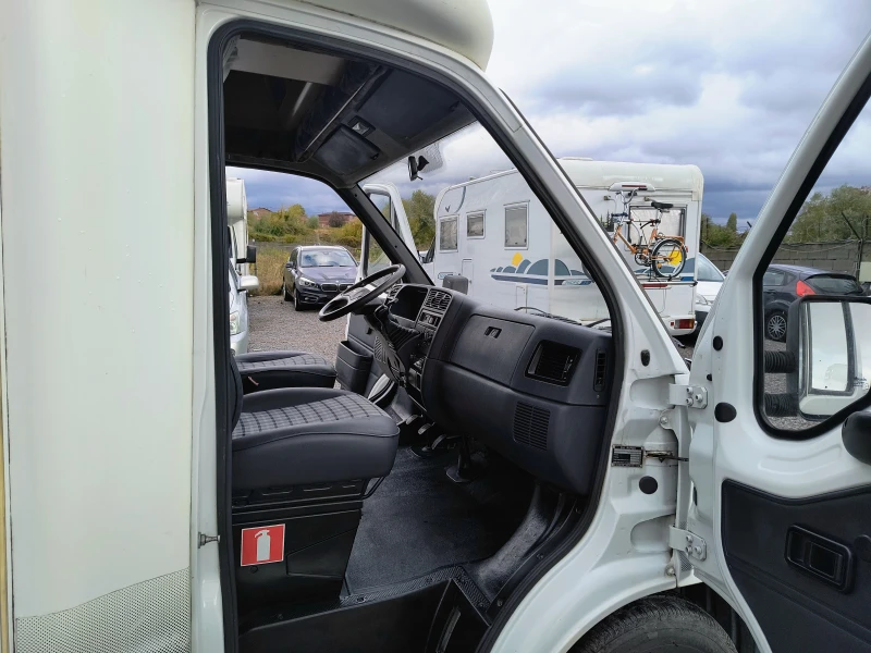 Кемпер Fiat DUCATO 2.5TDi/116kc/RAPIDO760, снимка 7 - Каравани и кемпери - 52171180