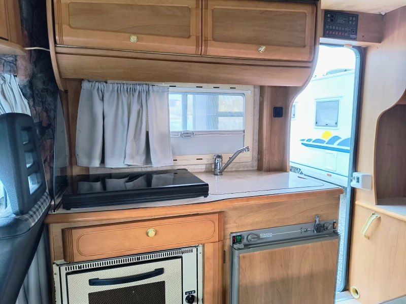 Кемпер Fiat DUCATO 2.5TDi/116kc/RAPIDO760, снимка 13 - Каравани и кемпери - 52171180