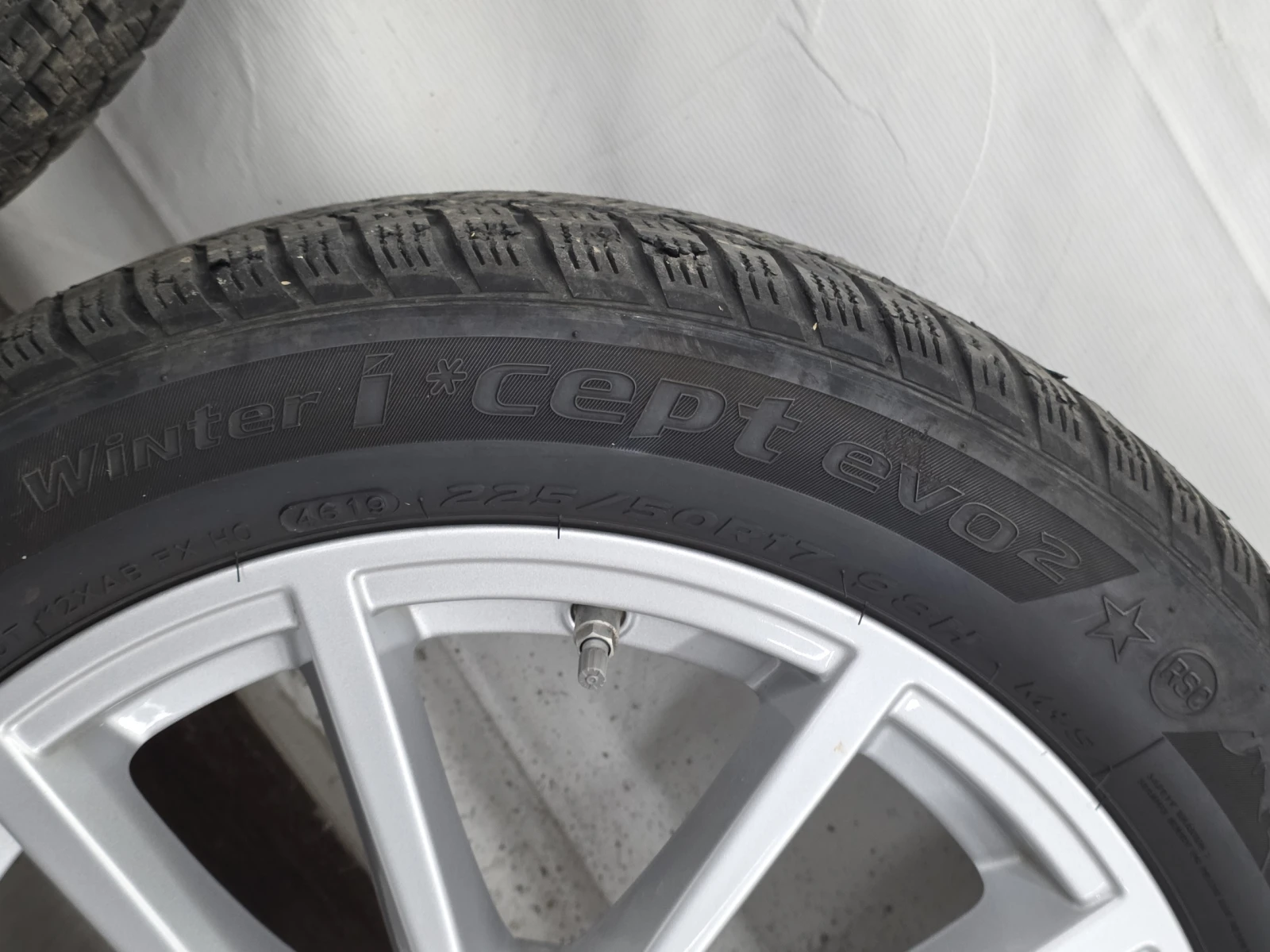 Гуми с джанти Hankook 225/50R17, снимка 8 - Гуми и джанти - 56317998