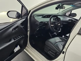 Toyota Prius 1.8 Хибрид, снимка 9