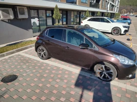 Peugeot 208 1.6 Газ/LPG, снимка 16