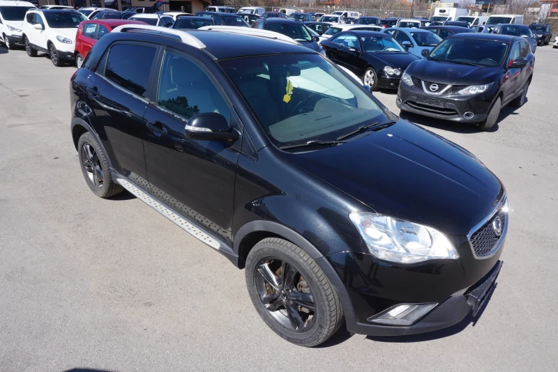 SsangYong Korando 2.0 E-XDI CLASSY NAVI, снимка 3 - Автомобили и джипове - 36601340