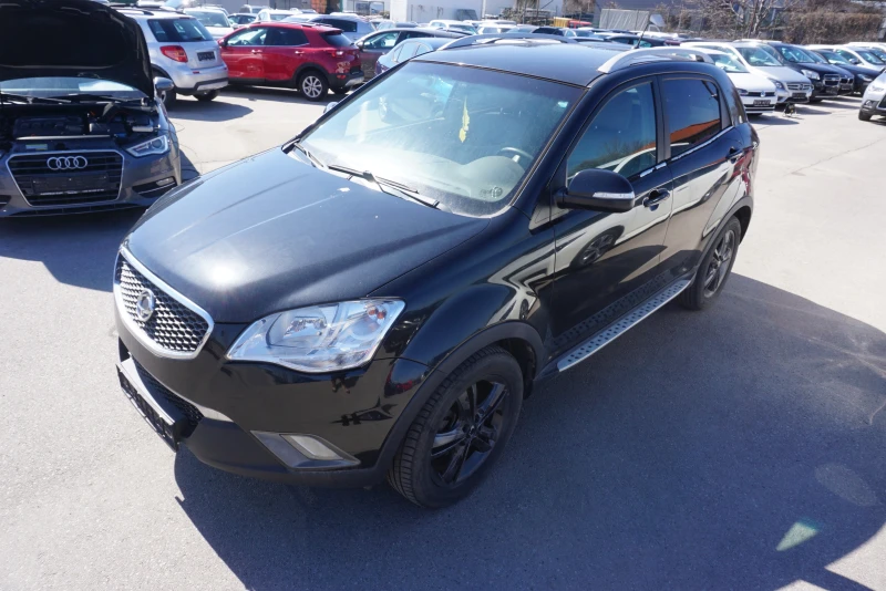 SsangYong Korando 2.0 E-XDI CLASSY NAVI, снимка 1 - Автомобили и джипове - 36601340