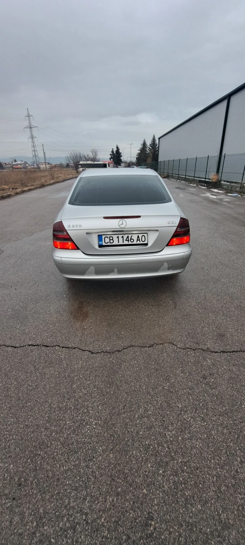 Mercedes-Benz E 270 Avantgarde, снимка 4 - Автомобили и джипове - 48773952