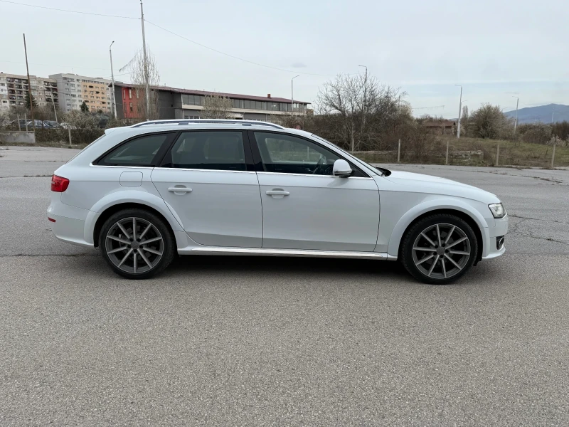 Audi A4 Allroad 3.0 TDI DISTRONIC Панорама, снимка 3 - Автомобили и джипове - 49607580