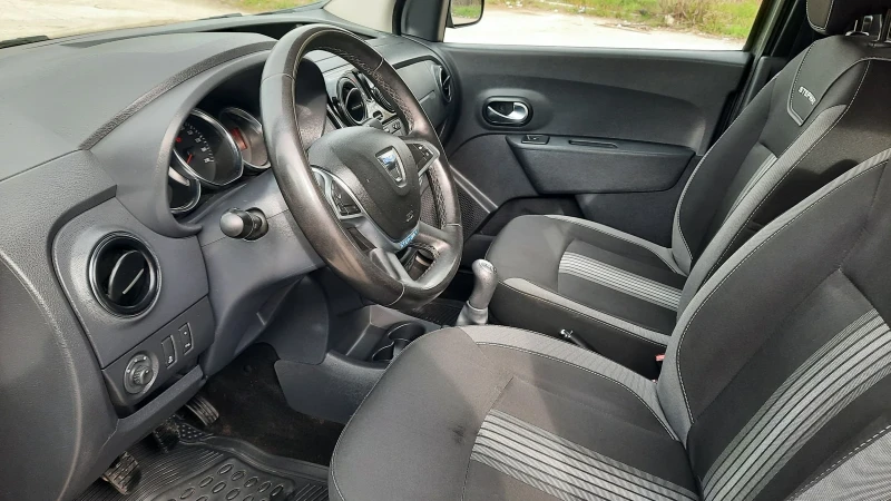 Dacia Dokker 1.2i STEPWEY NAVI, снимка 10 - Автомобили и джипове - 49896671