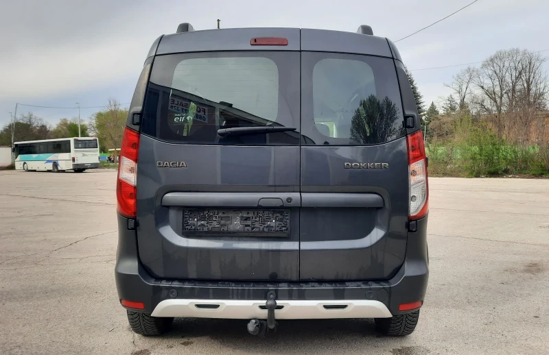 Dacia Dokker 1.2i STEPWEY NAVI, снимка 6 - Автомобили и джипове - 49896671