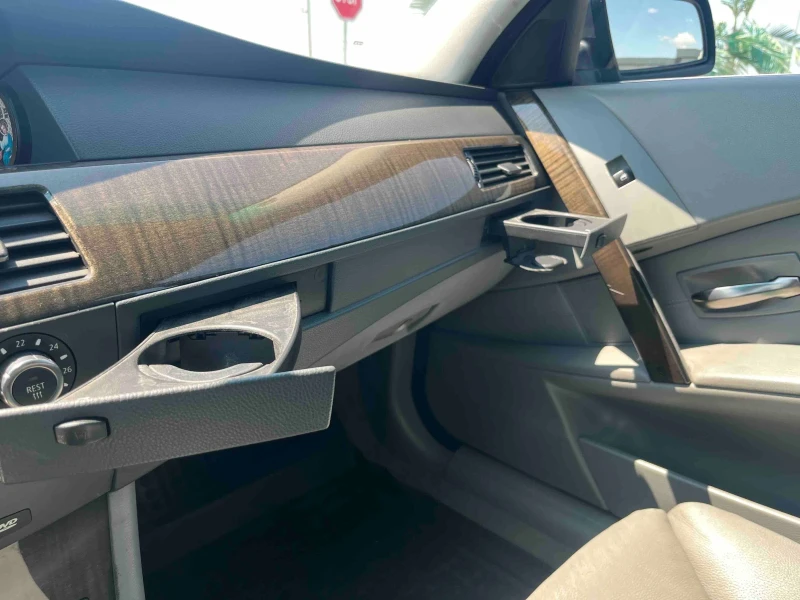 BMW 530 3.0I ГАЗ XD, снимка 9 - Автомобили и джипове - 52771400