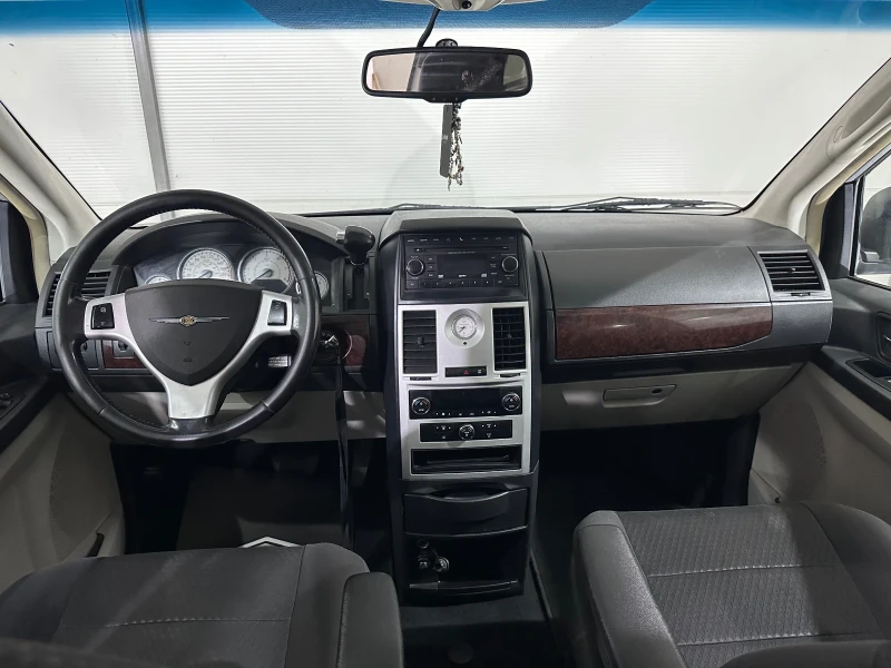 Chrysler Gr.voyager 7 места * AUTO* , снимка 8 - Автомобили и джипове - 52459577