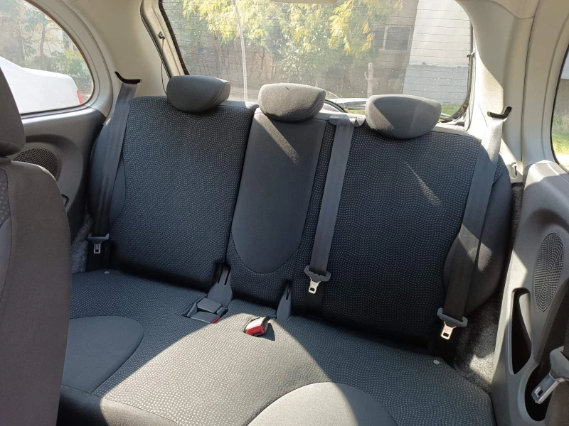 Nissan Micra, снимка 11 - Автомобили и джипове - 52555316