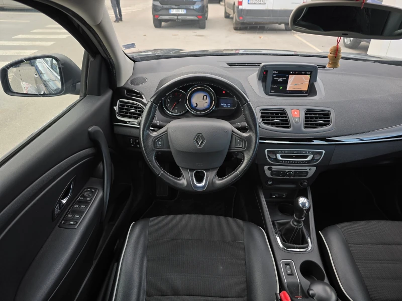 Renault Fluence 1.5 dCi, снимка 10 - Автомобили и джипове - 52804752