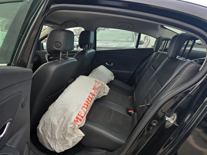 Renault Fluence 1.5 dCi, снимка 7 - Автомобили и джипове - 52804752