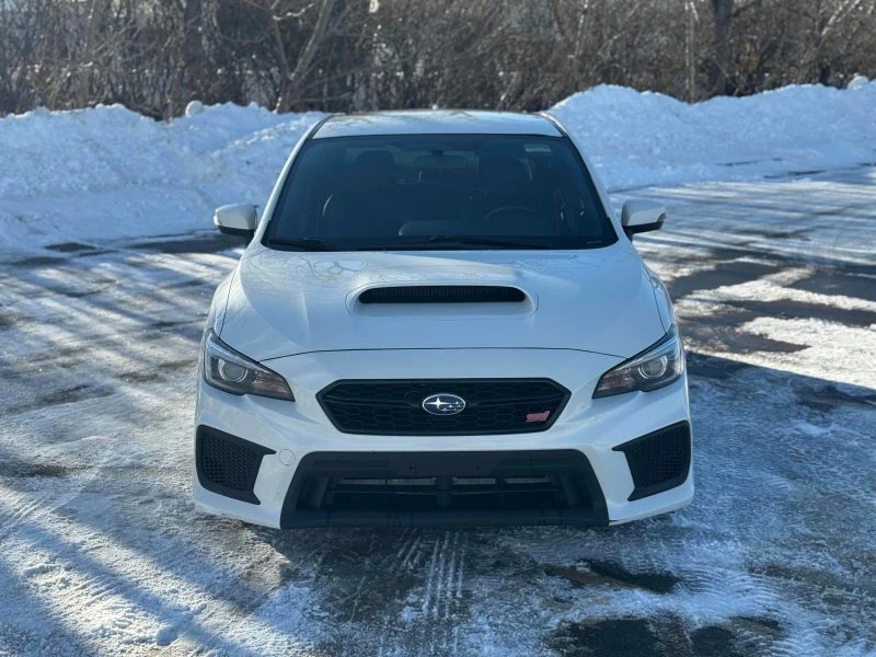 Subaru WRX * STI * CARFAX * БЕЗ ПЪРВОНАЧАЛНА ВНОСКА, снимка 2 - Автомобили и джипове - 52973259