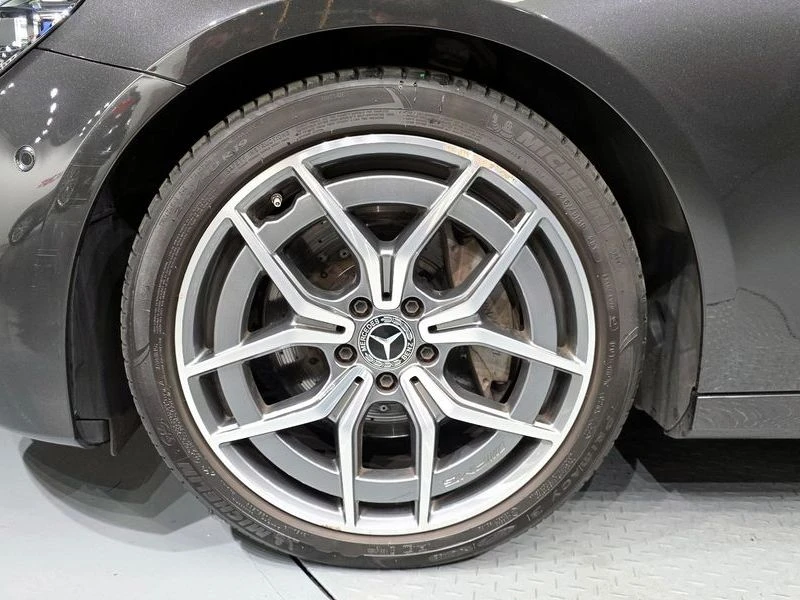 Mercedes-Benz E 220 E220d 4MATIC AMG Line| 143к.с.| ВКЛ.ТЕХНОТЕСТ, снимка 5 - Автомобили и джипове - 55197478