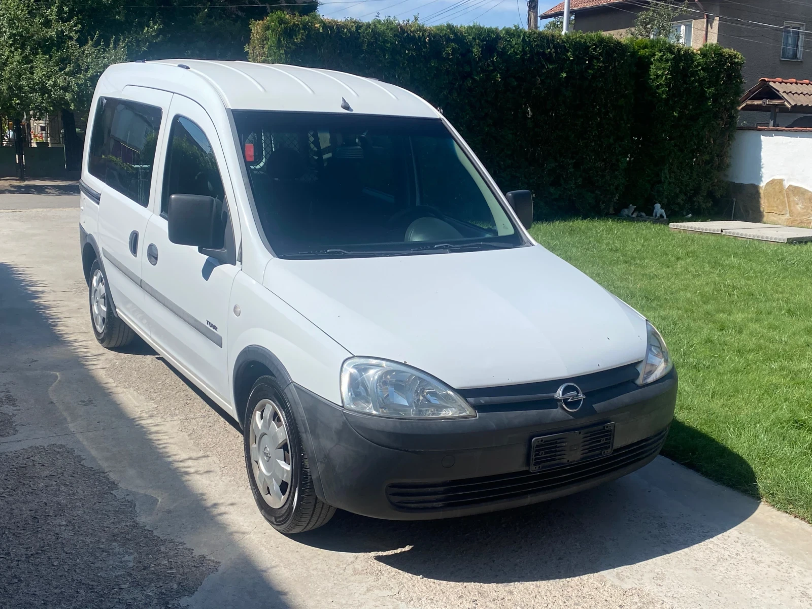 Opel Combo 1.7 DTI 75PS.ITALIA - изображение 2