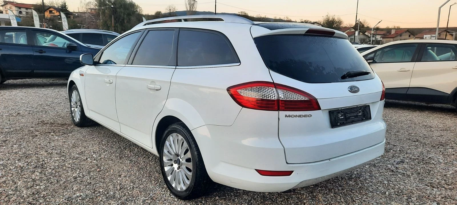 Ford Mondeo 2.0 TDCI Автоматик - изображение 4