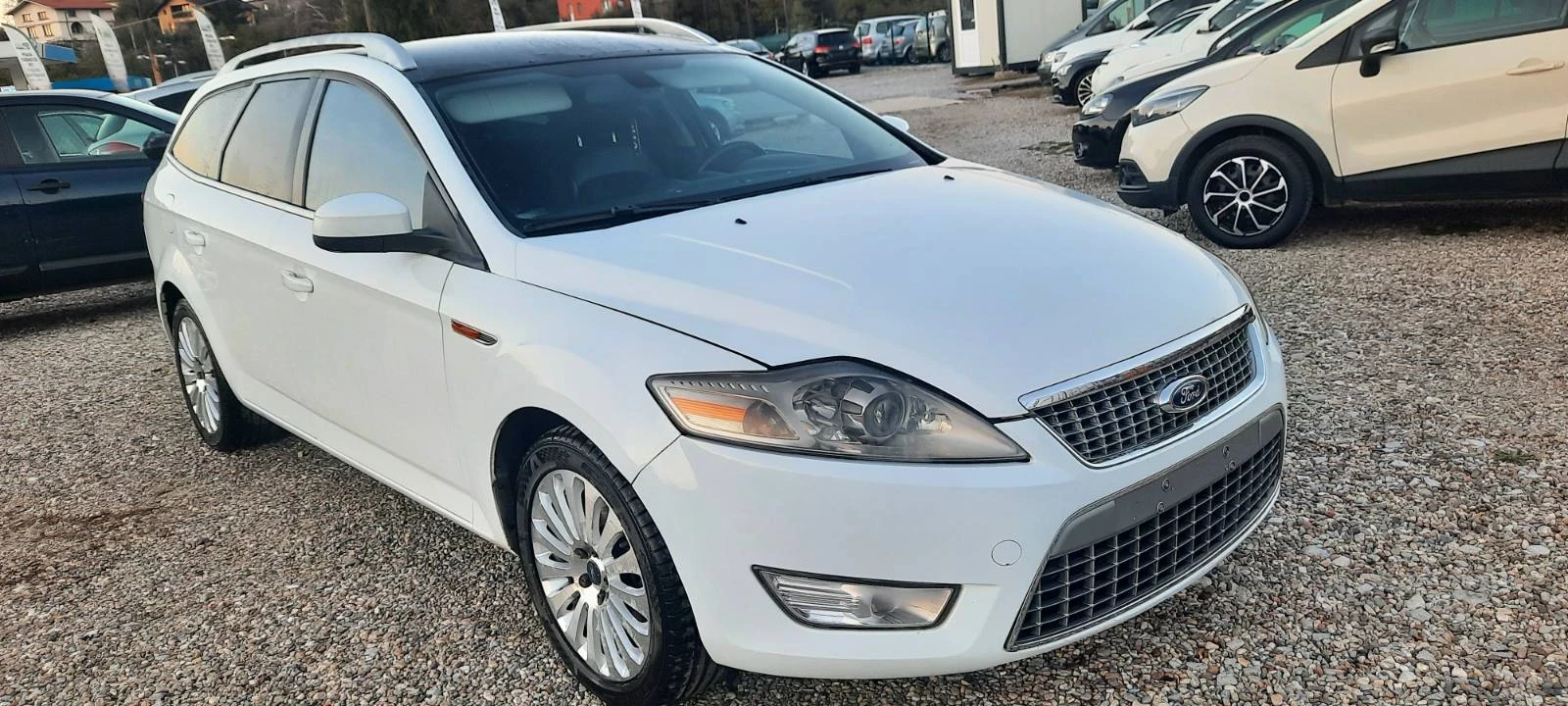 Ford Mondeo 2.0 TDCI Автоматик - изображение 2