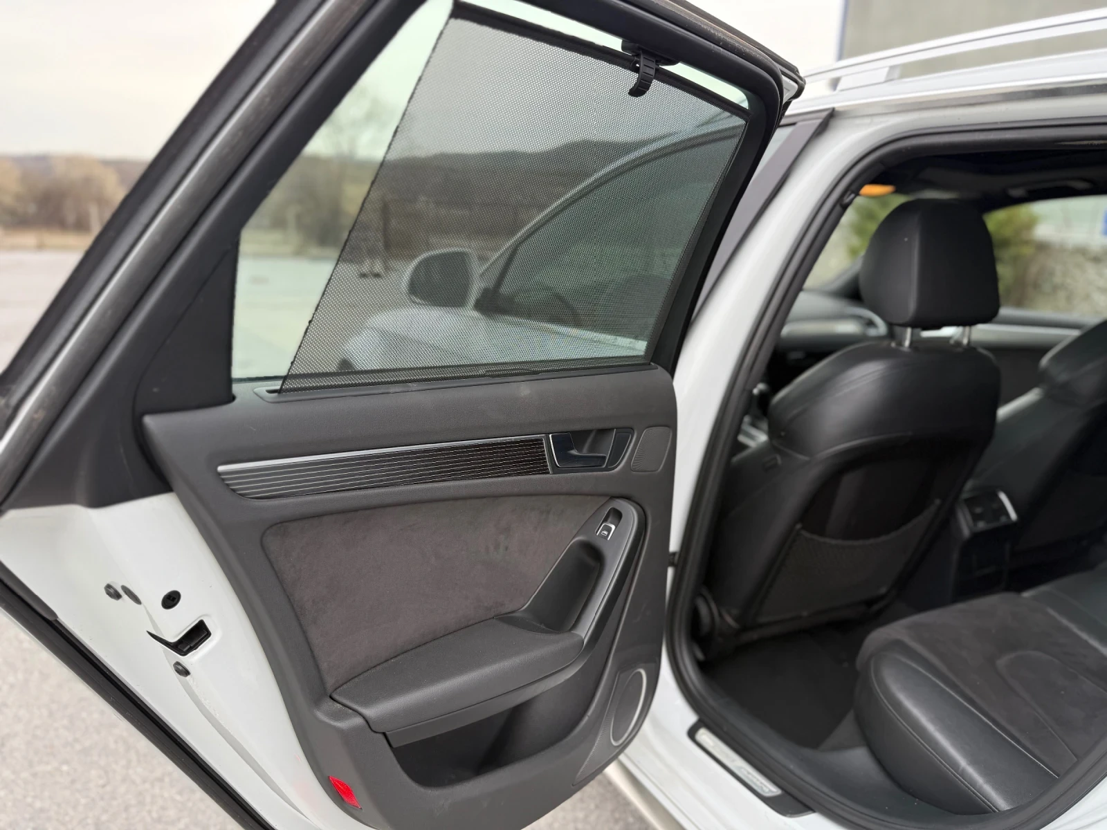 Audi A4 Allroad 3.0 TDI DISTRONIC Панорама | Mobile.bg — изображение 12