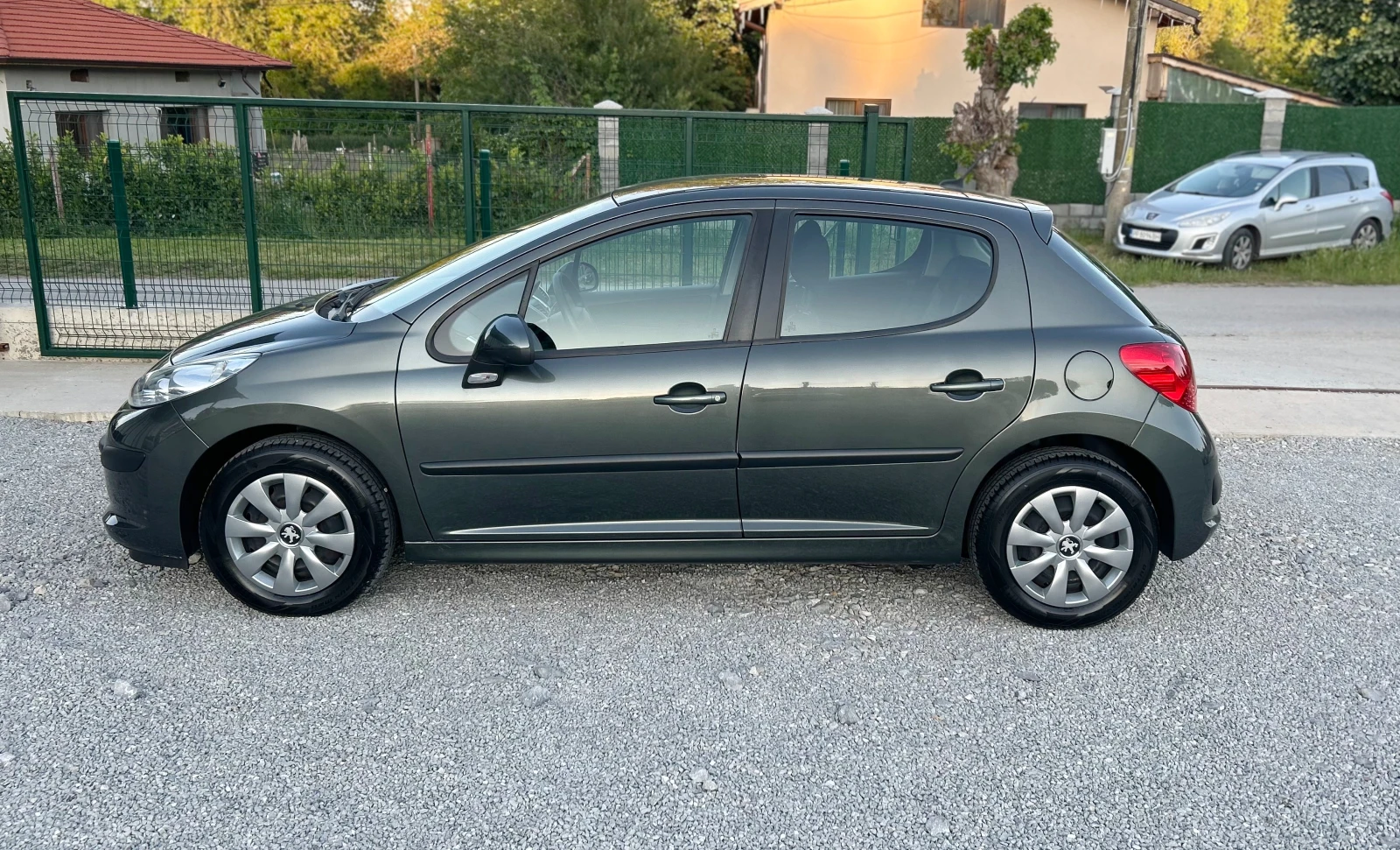 Peugeot 207 1.4i* 75кс* СТАРИЯТ МОТОР*  - изображение 7