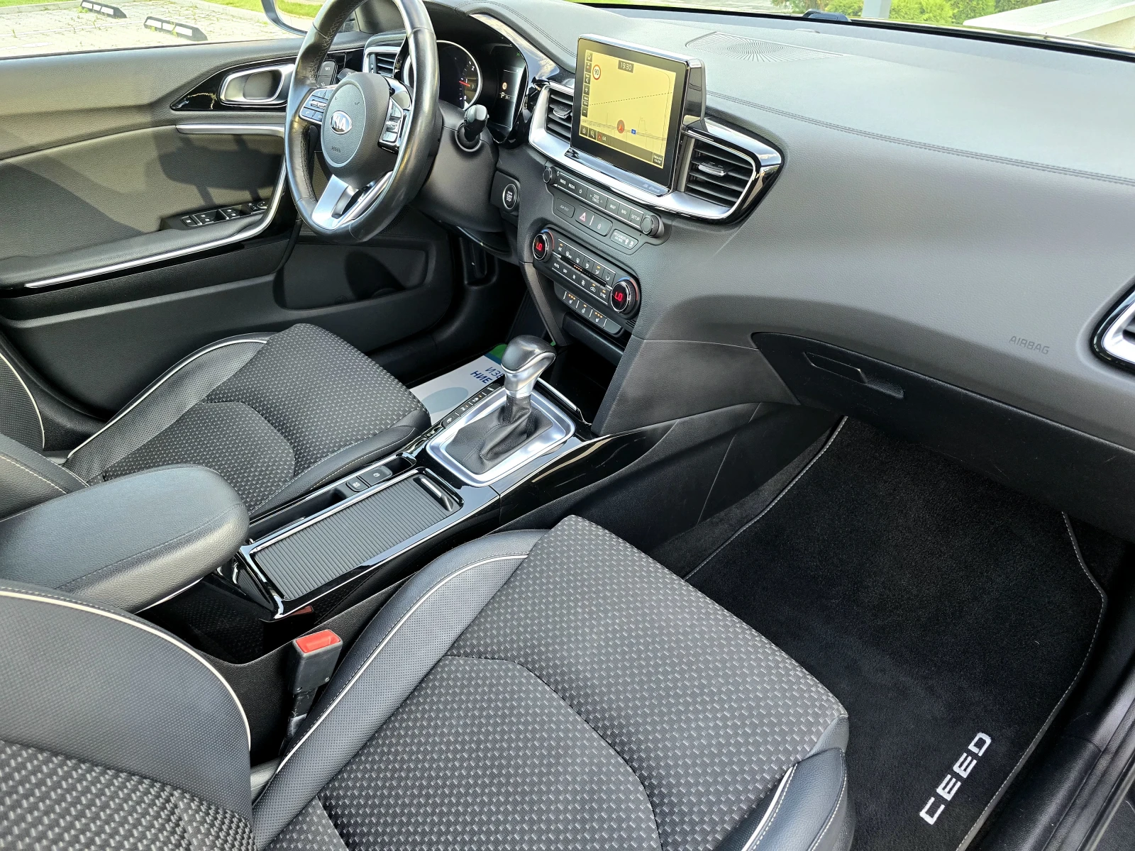 Kia Ceed 1.6 D PREMIUN-NAVI-KAMERA | Mobile.bg   17