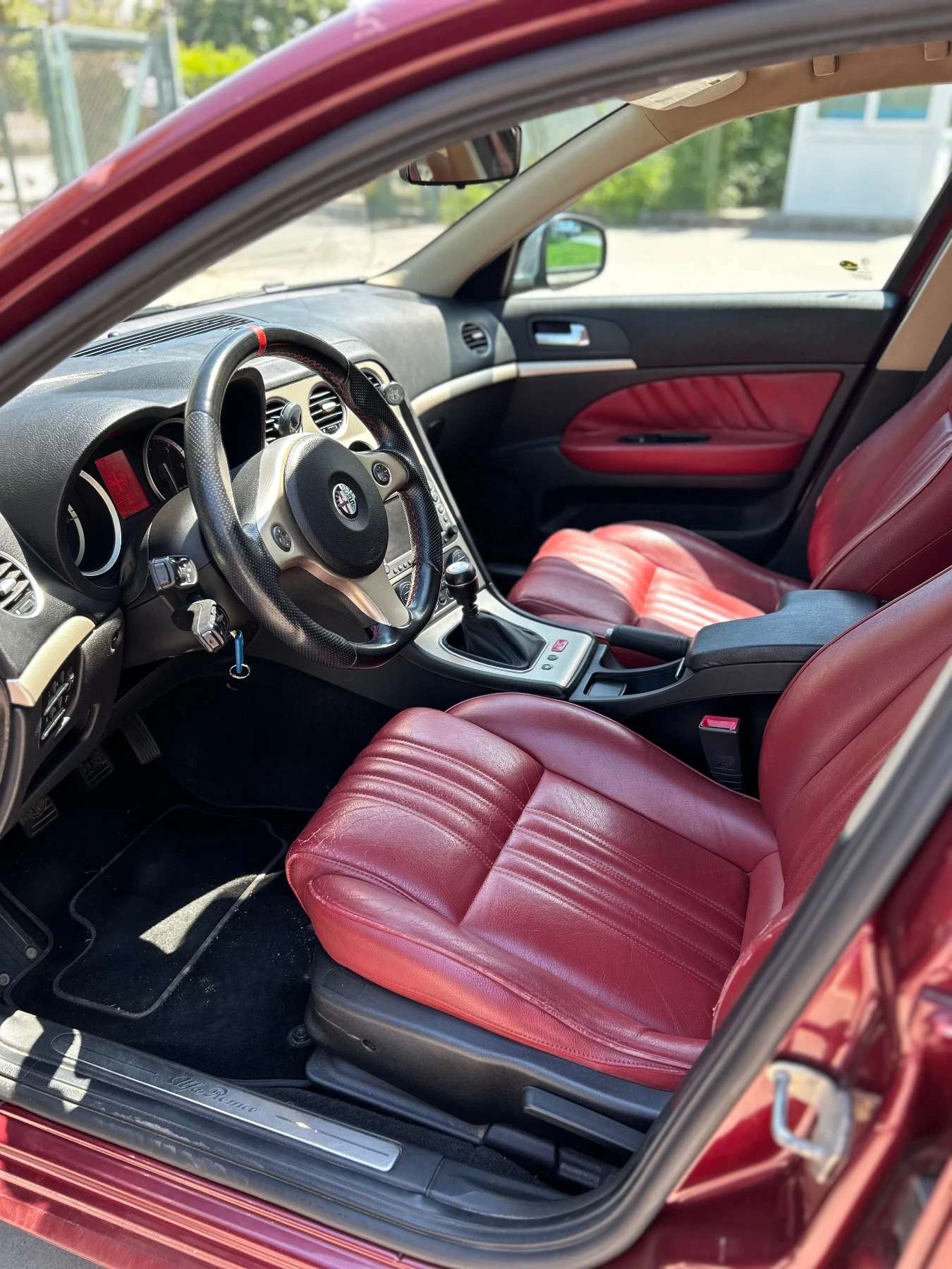 Alfa Romeo 159 sportwagon 1.9 JTDM - изображение 8
