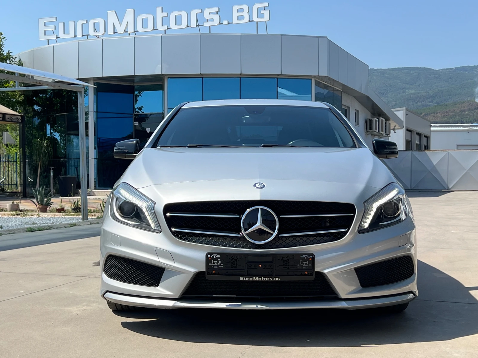 Mercedes-Benz A 180 CDI, AMG LINE, NIGHT PACK-FULL SERVICE!!! - изображение 2