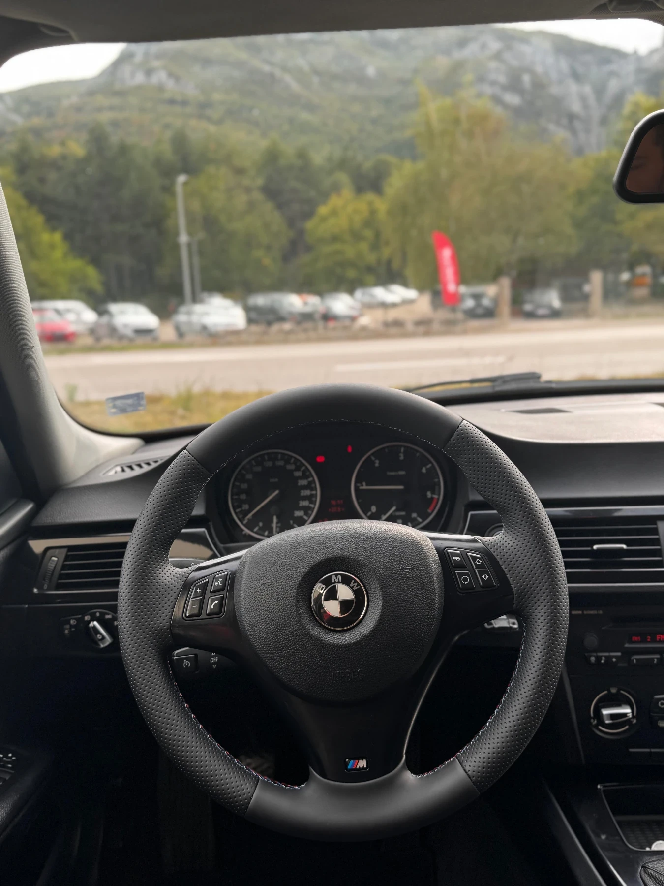 BMW 320 2.0D 143кс Фейслифт нов внос от Италия - изображение 9