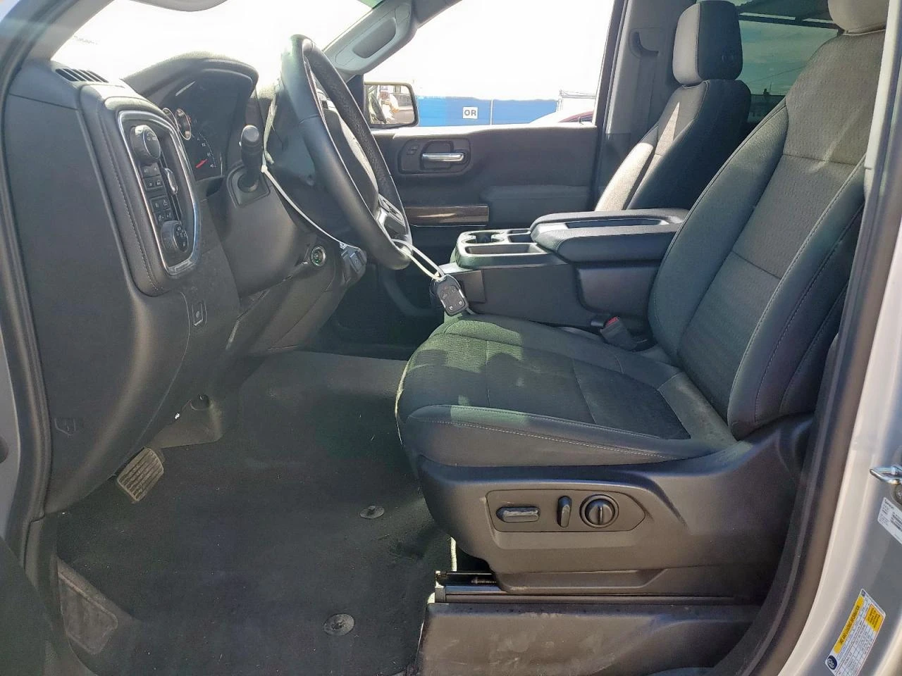 Chevrolet Silverado LTD K1500 RST - изображение 7