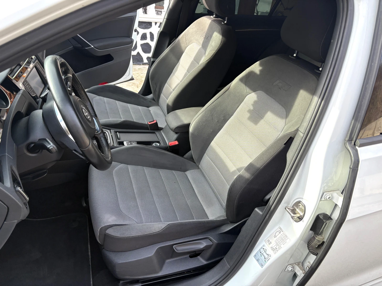 VW Golf R LINE EURO6 LED AUTOMATIC  | Mobile.bg � ����������� 6