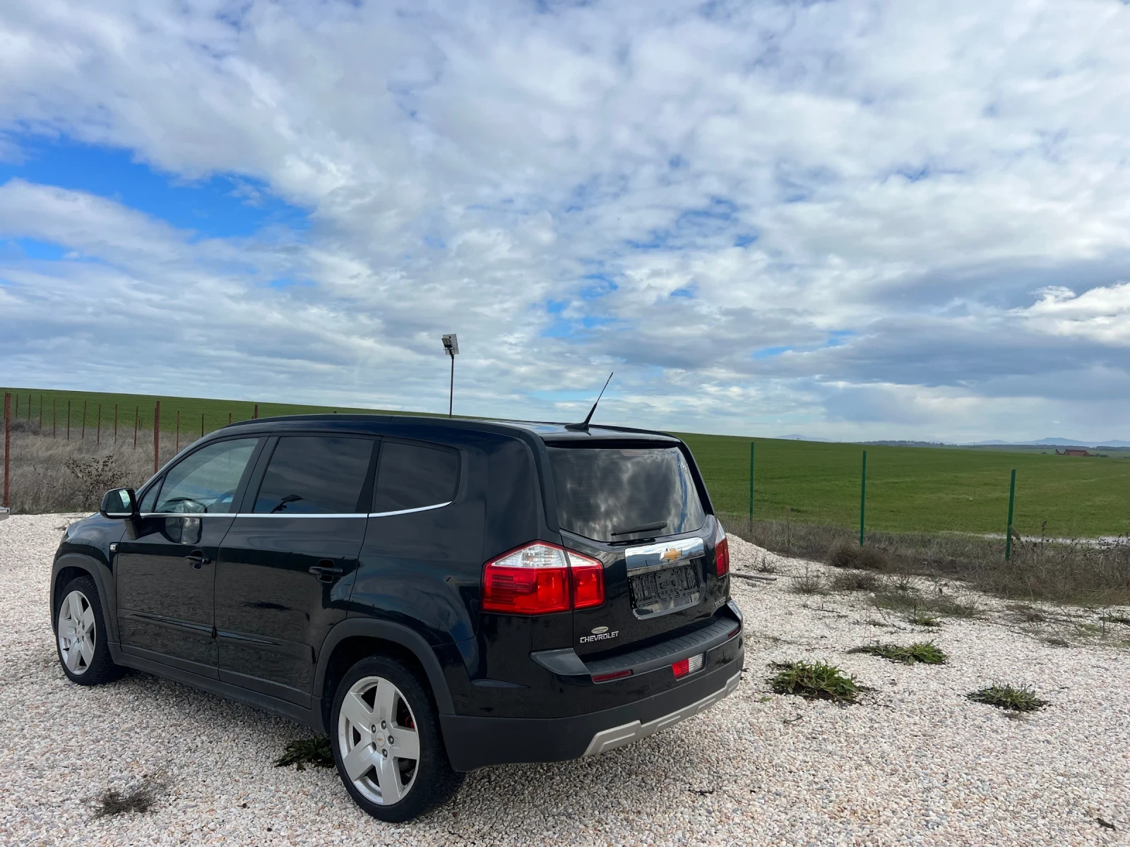 Chevrolet Orlando 7 местен  - изображение 3