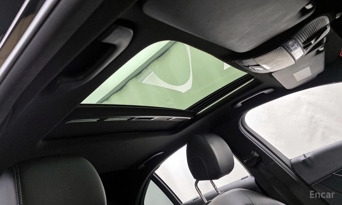 Mercedes-Benz C 200 AMG LINE* SUNROOF* CAM* ПОДГРЕВ, снимка 15 - Автомобили и джипове - 54071862